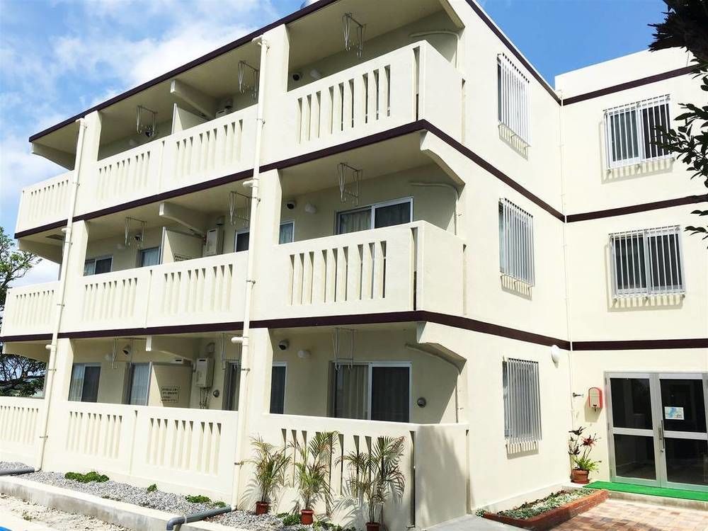 山原森林山公寓式酒店 本部 外观 照片